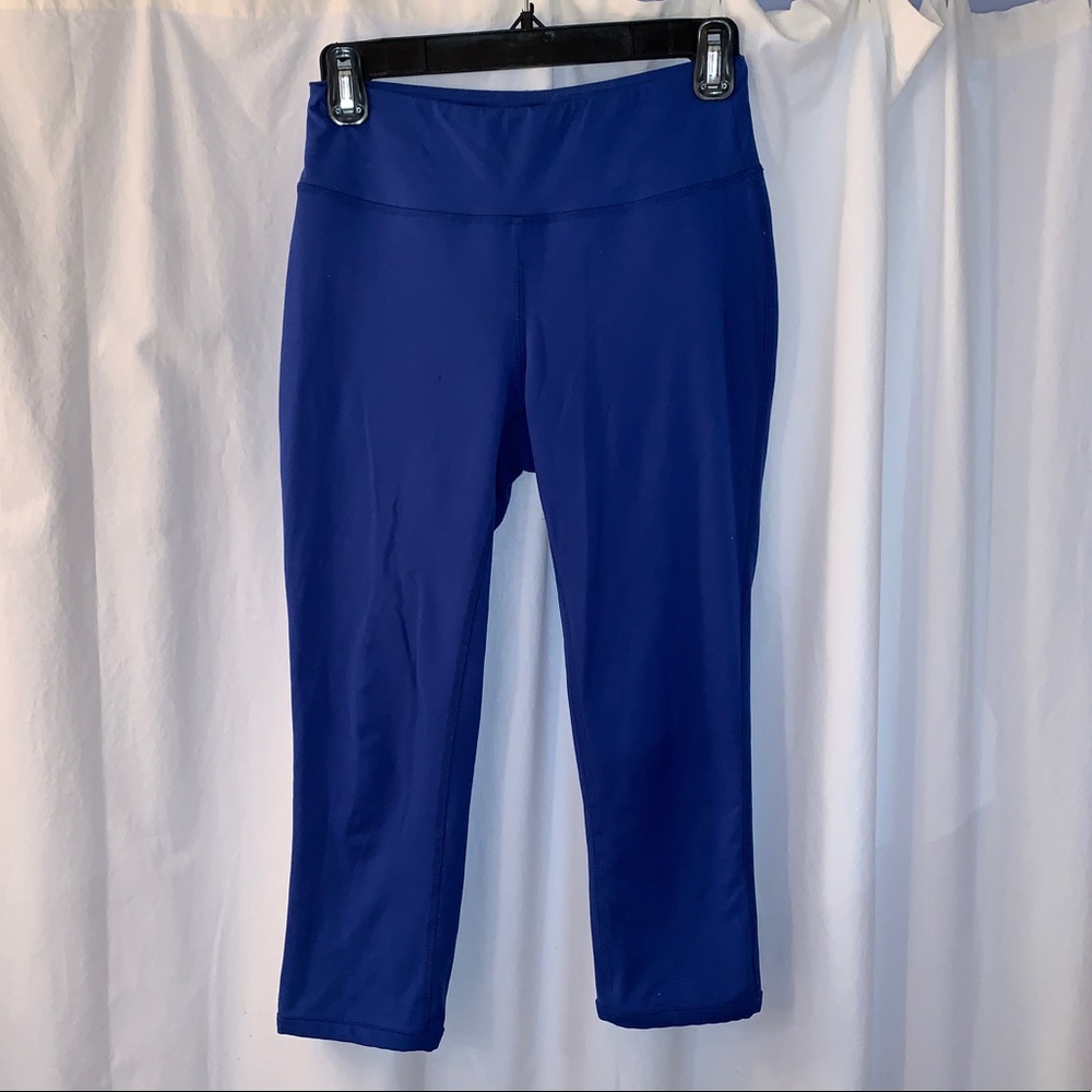 Blue Cropped Leggings